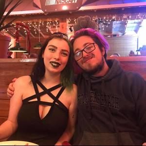 Meet your Posher, Monique